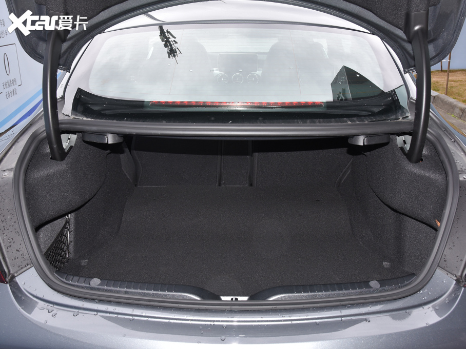 2022YC(j)Coupe Ŀ C 200 I܇