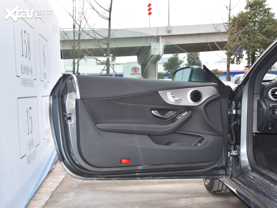 2022YCCoupe Ŀ C 200 I܇