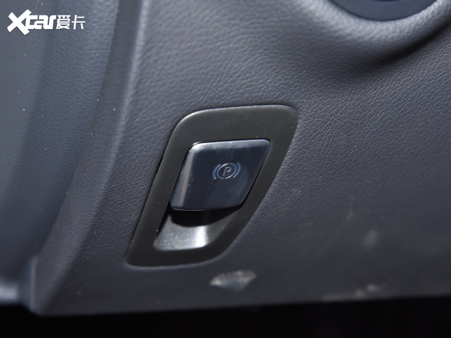 2022YCCoupe Ŀ C 200 I܇