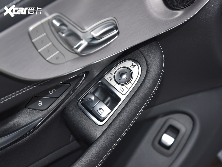 2022YCCoupe Ŀ C 200 I܇