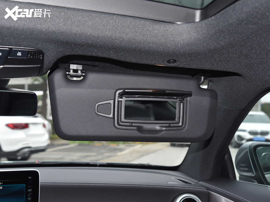 2022YC(j)Coupe Ŀ C 200 I܇