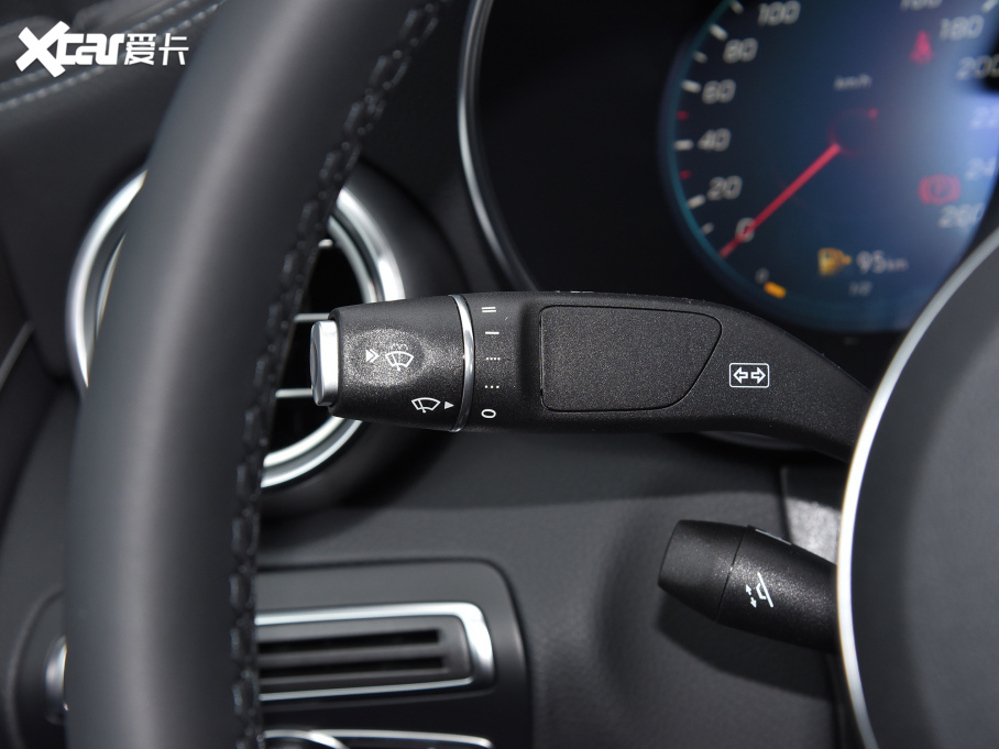 2022YC(j)Coupe Ŀ C 200 I܇