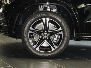 2022Ŀ GLE 350 e 4MATIC ݆Ȧ