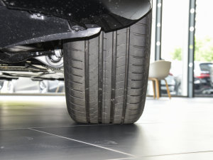 2022Ŀ GLE 350 e 4MATIC ^