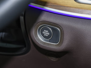 2022Ŀ GLE 350 e 4MATIC п؅^