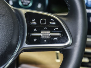 2022Ŀ GLE 350 e 4MATIC п؅^