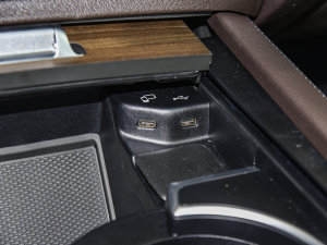 2022Ŀ GLE 350 e 4MATIC п؅^(q)