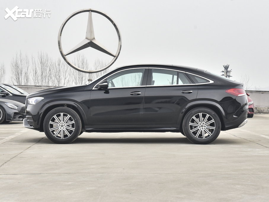 2022YGLECoupe GLE 350 4MATIC ISUV r