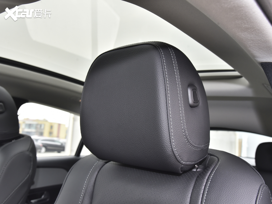 2022YGLECoupe GLE 350 4MATIC ISUV r