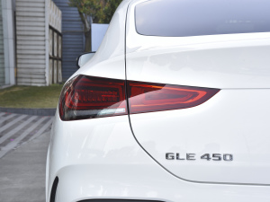 2022GLE 450 4MATIC ISUV A ^