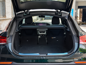 2022Ŀ GLE 450 4MATIC ISUV r g