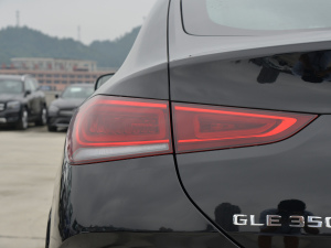 2022Ŀ GLE 350 4MATIC ISUV r ^