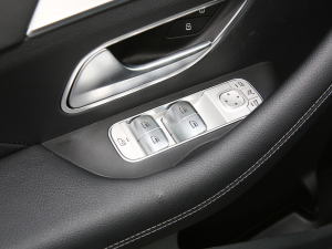 2022��Ŀ� GLE 350 e 4MATIC �I��SUV �п؅^(q��)