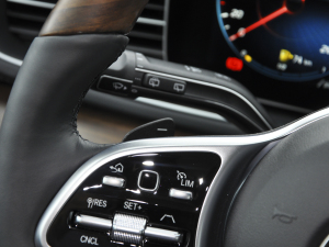 2022Ŀ GLS 450 4MATIC A п؅^(q)