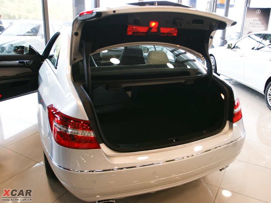 2009��YE���p�T E 350 Coupe