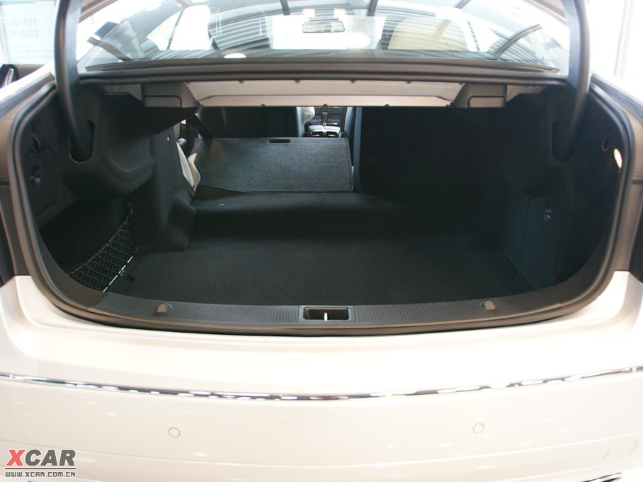 2009��YE���p�T E 350 Coupe