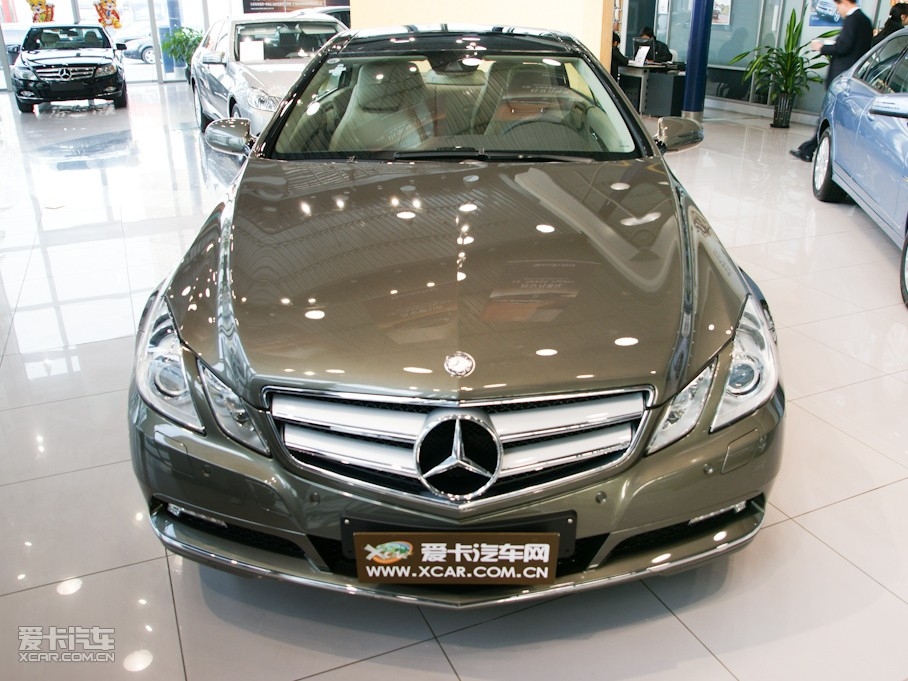 2010��YE���p�T E 260 CGI Coupe