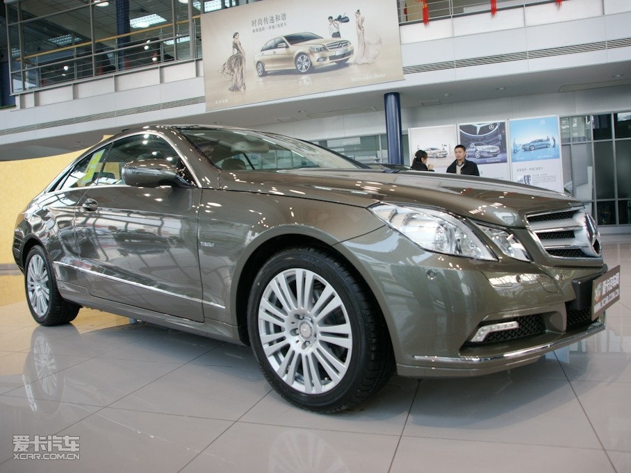 2010��YE���p�T E 260 CGI Coupe
