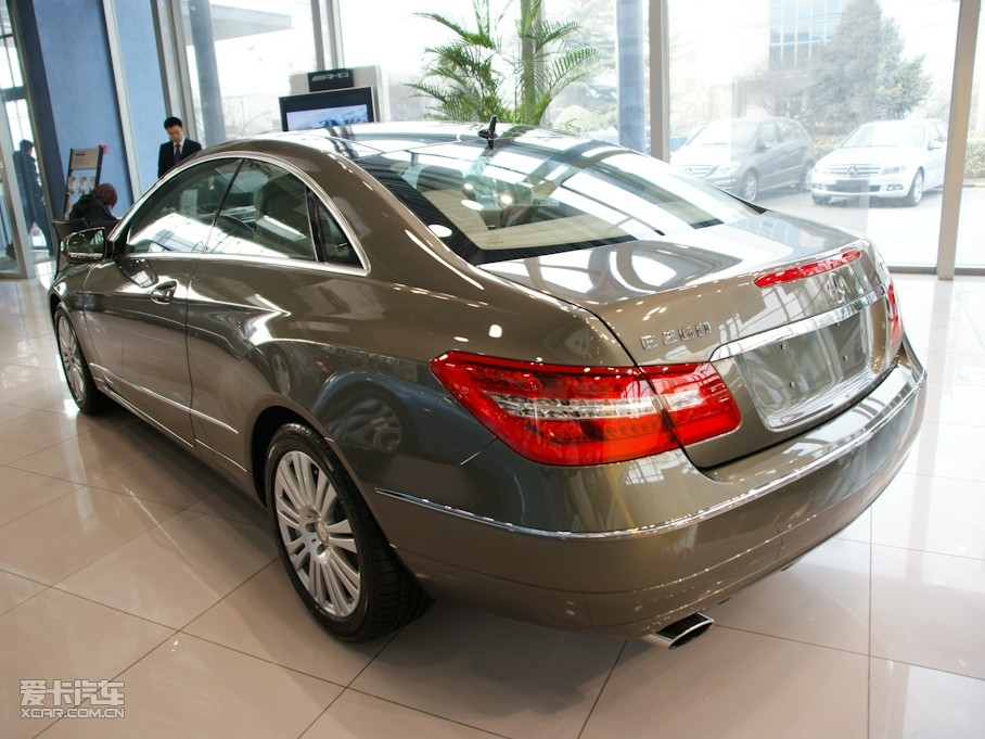 2010��YE��(j��)�p�T E 260 CGI Coupe