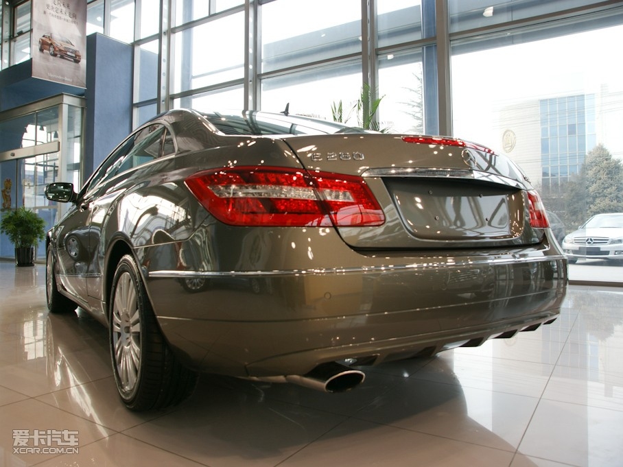 2010��YE��(j��)�p�T E 260 CGI Coupe