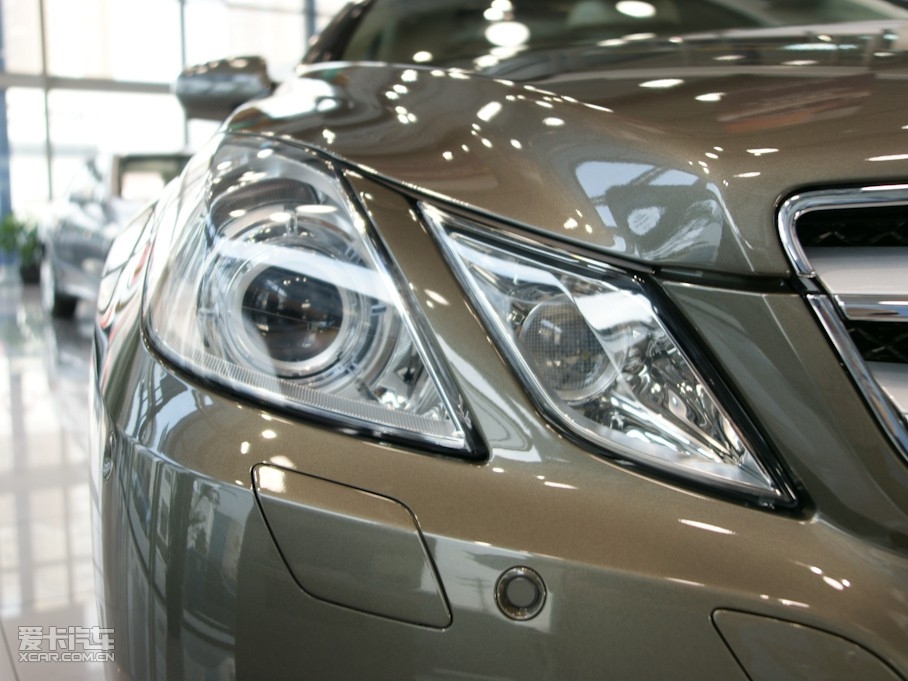 2010��YE���p�T E 260 CGI Coupe