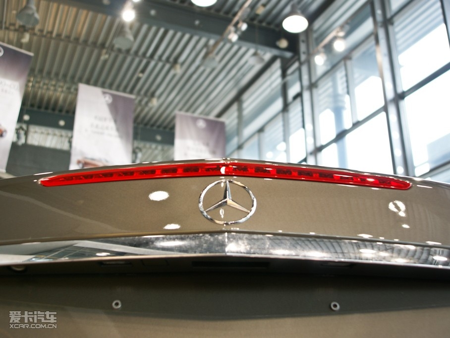 2010��YE���p�T E 260 CGI Coupe