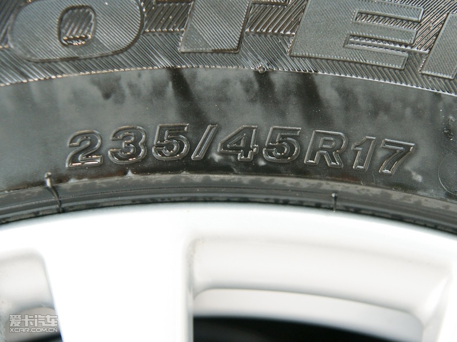 2010��YE���p�T E 260 CGI Coupe