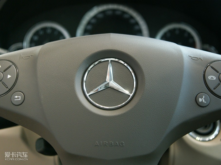 2010��YE��(j��)�p�T(m��n) E 260 CGI Coupe