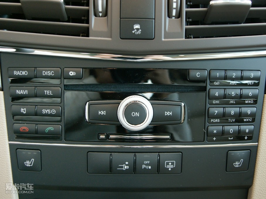 2010��YE���p�T E 260 CGI Coupe