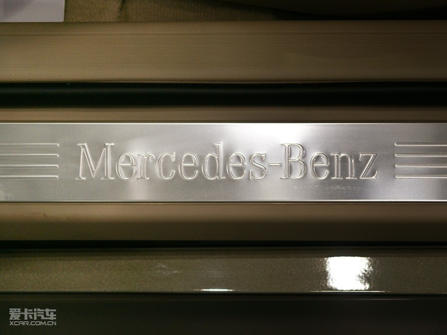 2010��YE���p�T E 260 CGI Coupe