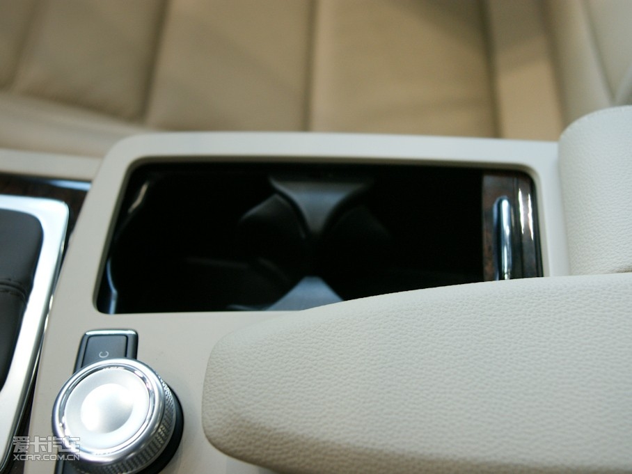 2010��YE��(j��)�p�T(m��n) E 260 CGI Coupe