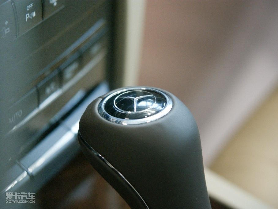 2010��YE���p�T E 260 CGI Coupe