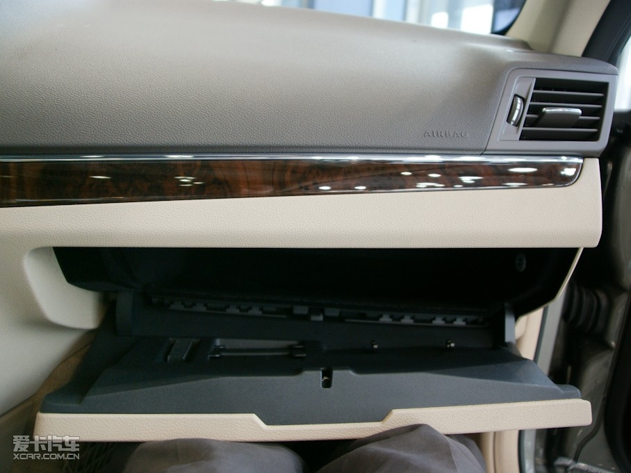 2010��YE��(j��)�p�T(m��n) E 260 CGI Coupe