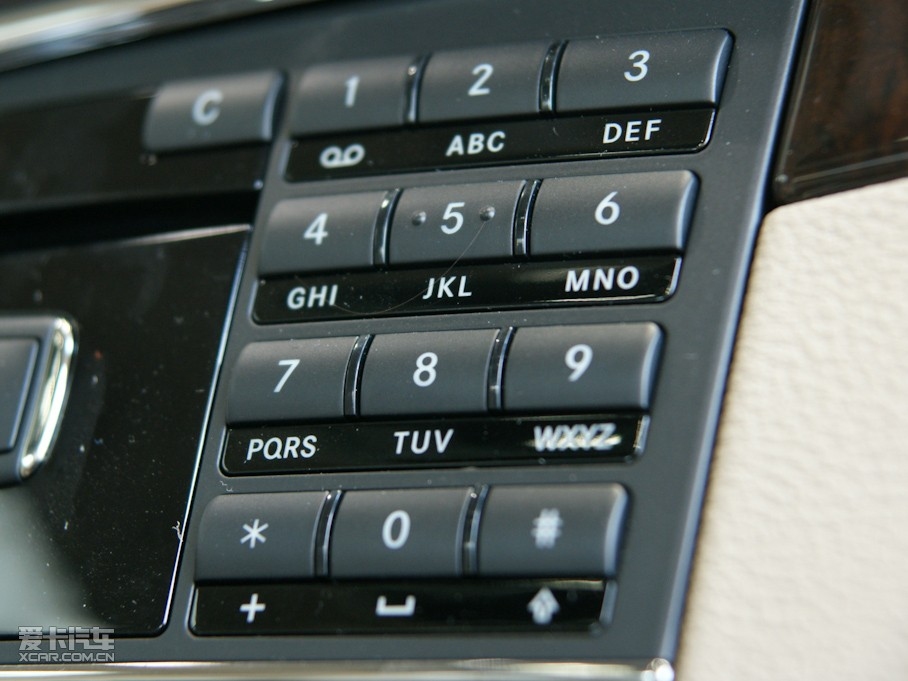 2010��YE���p�T E 260 CGI Coupe