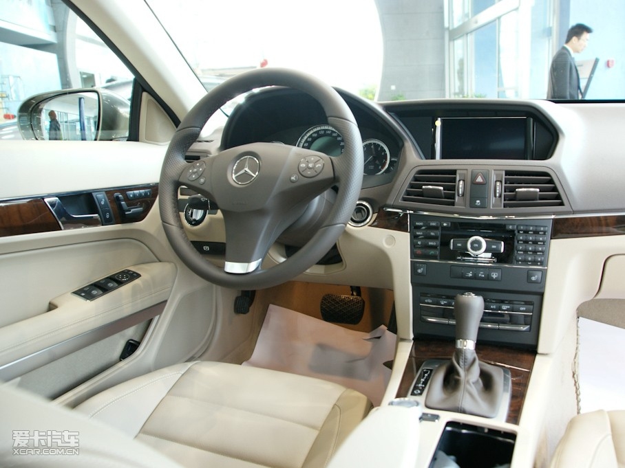2010��YE��(j��)�p�T E 260 CGI Coupe