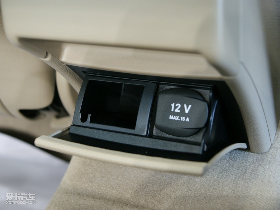 2010��YE���p�T E 260 CGI Coupe