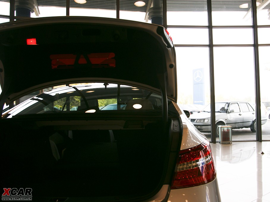 2009��YE���p�T E 350 Coupe