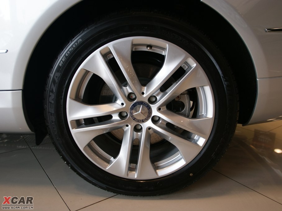 2009��YE���p�T E 350 Coupe