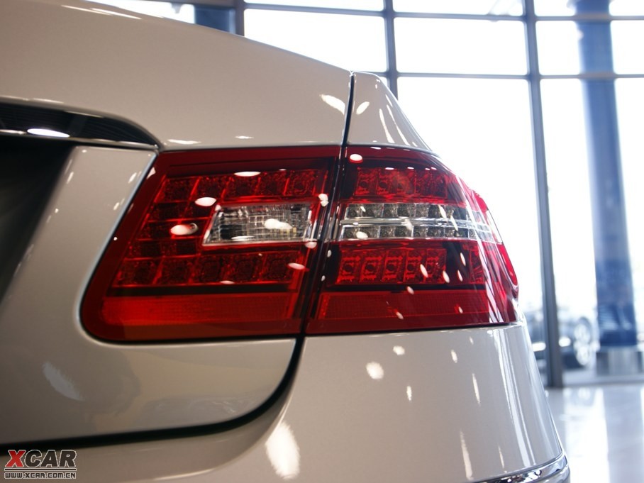 2009��YE���p�T E 350 Coupe