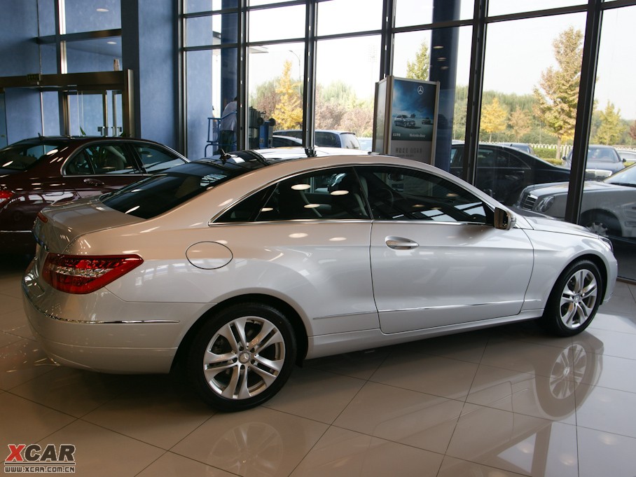2009��YE���p�T E 350 Coupe