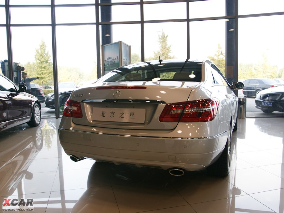 2009��YE���p�T E 350 Coupe