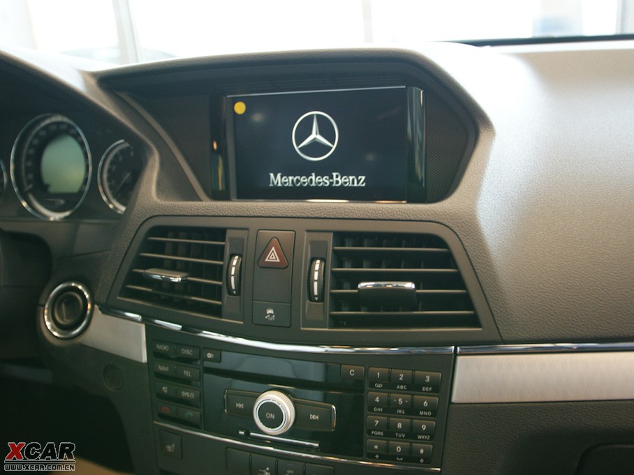 2009��YE���p�T E 350 Coupe