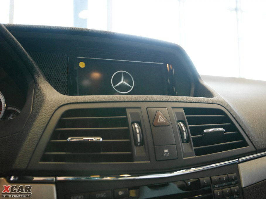 2009��YE���p�T E 350 Coupe