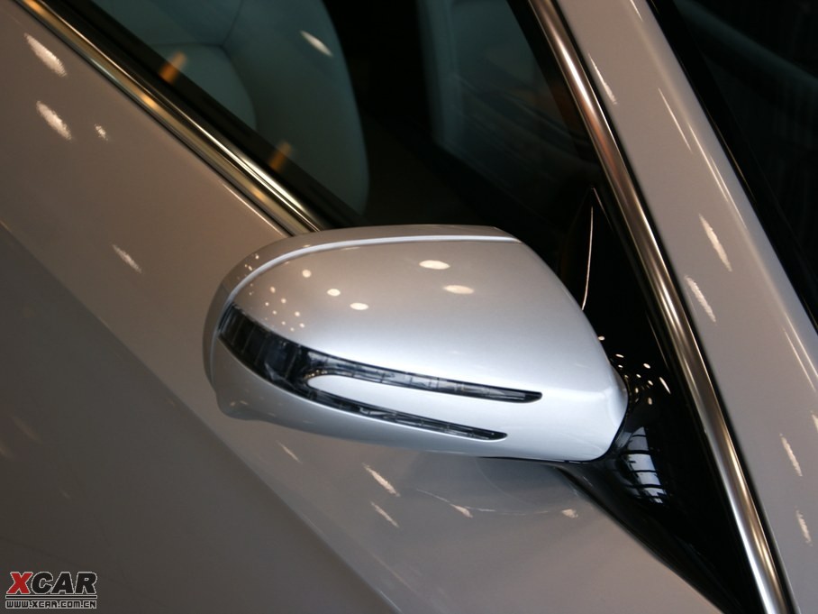 2009��YE���p�T E 350 Coupe