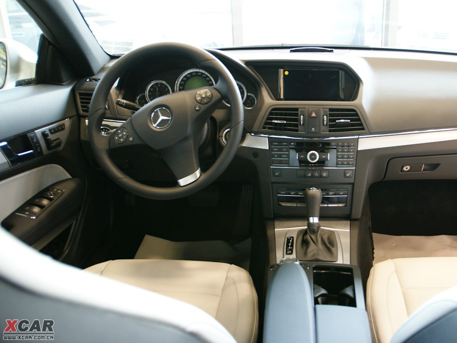 2009��YE���p�T E 350 Coupe