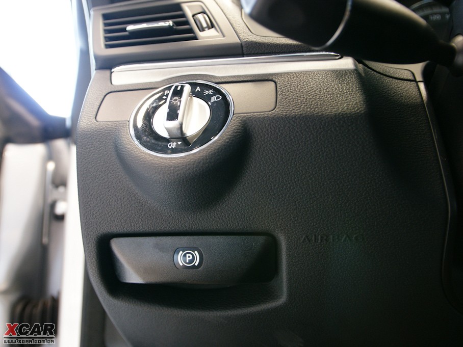 2009��YE���p�T E 350 Coupe