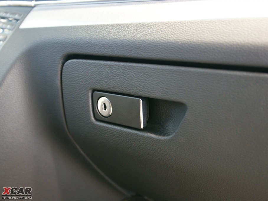 2009��YE���p�T E 350 Coupe