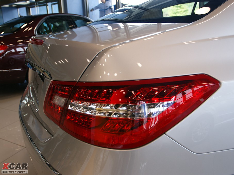 2009��YE���p�T E 350 Coupe