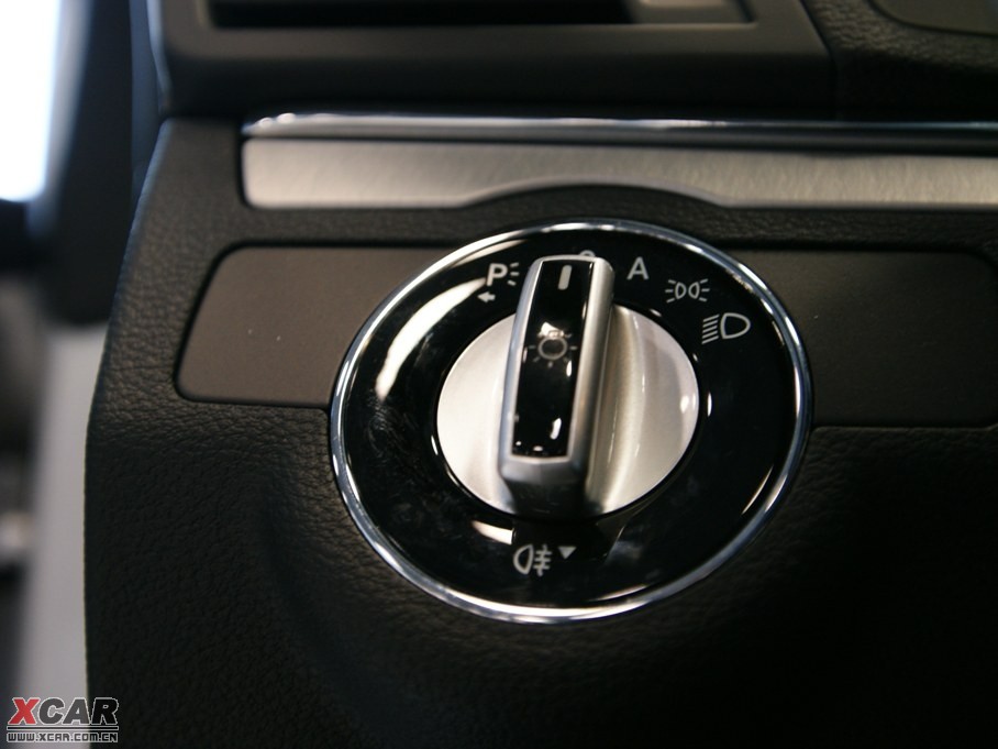 2009��YE���p�T E 350 Coupe