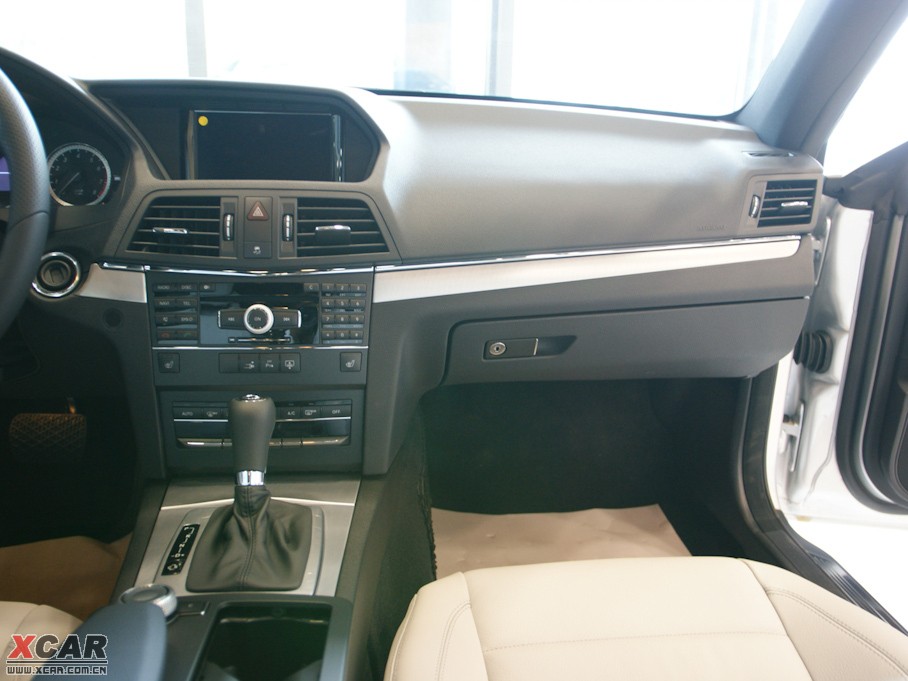 2009��YE���p�T E 350 Coupe